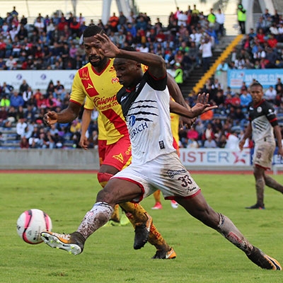 LOBOS BUAP VS MONARCAS MORELIA