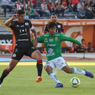 LOBOS BUAP VS CLUB LE&Oacute;N