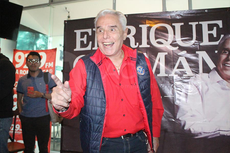 Enrique Guzm&aacute;n da detalles de su concierto en Puebla