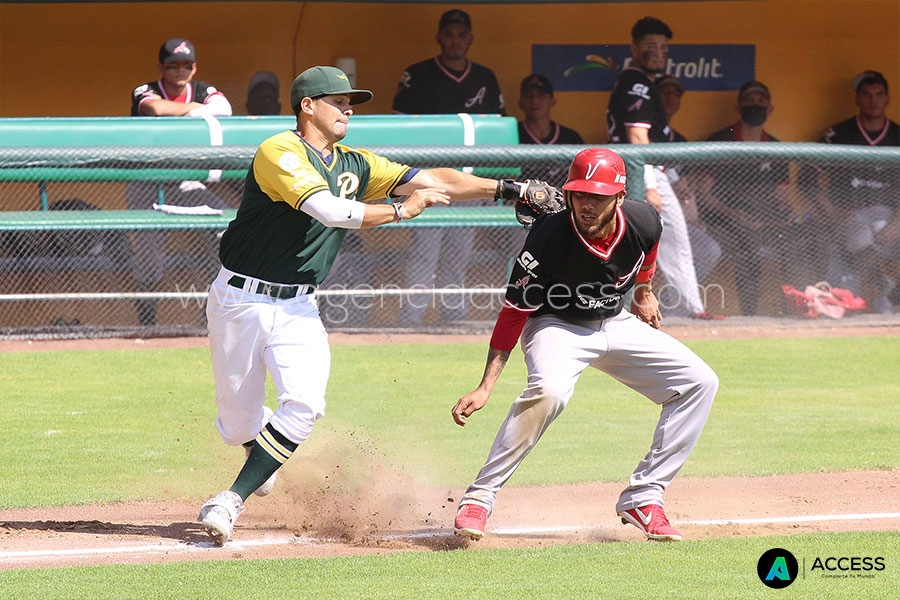 Pericos de Puebla pierde ante Águila-Leones