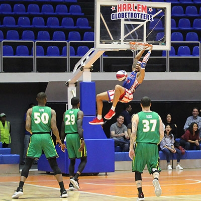 THE HARLEM GLOBETROTTERS